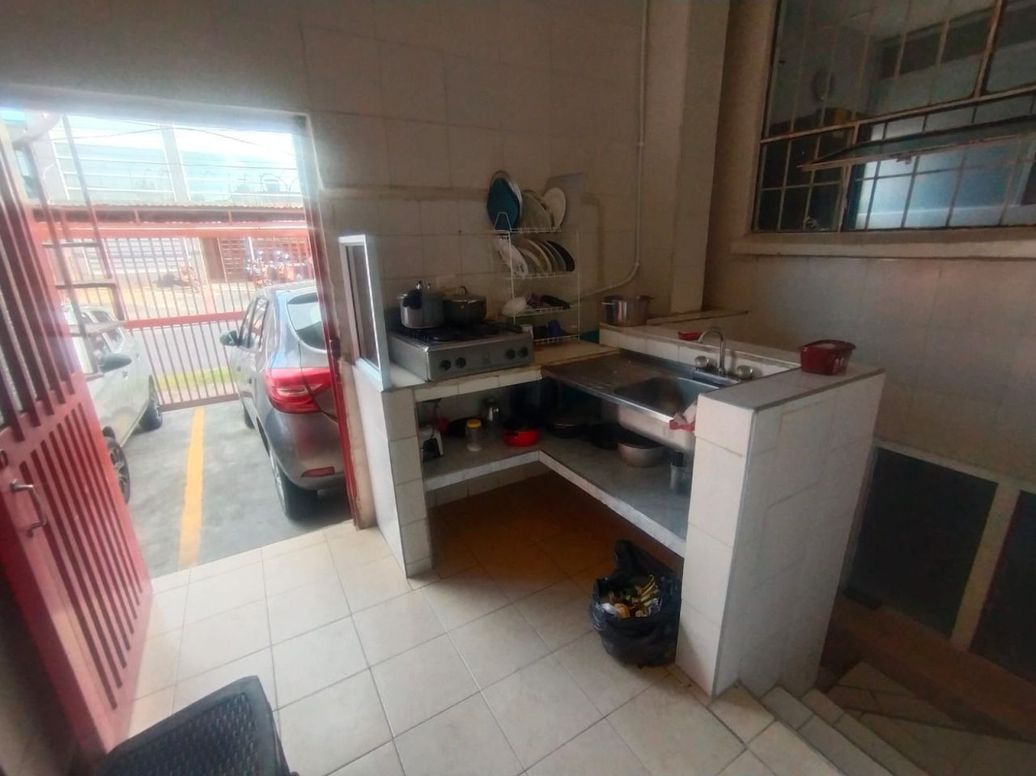 Casa de 9 alcobas en venta en Los Alcazares, Bogotá, 420 m² · foto 11 de 19