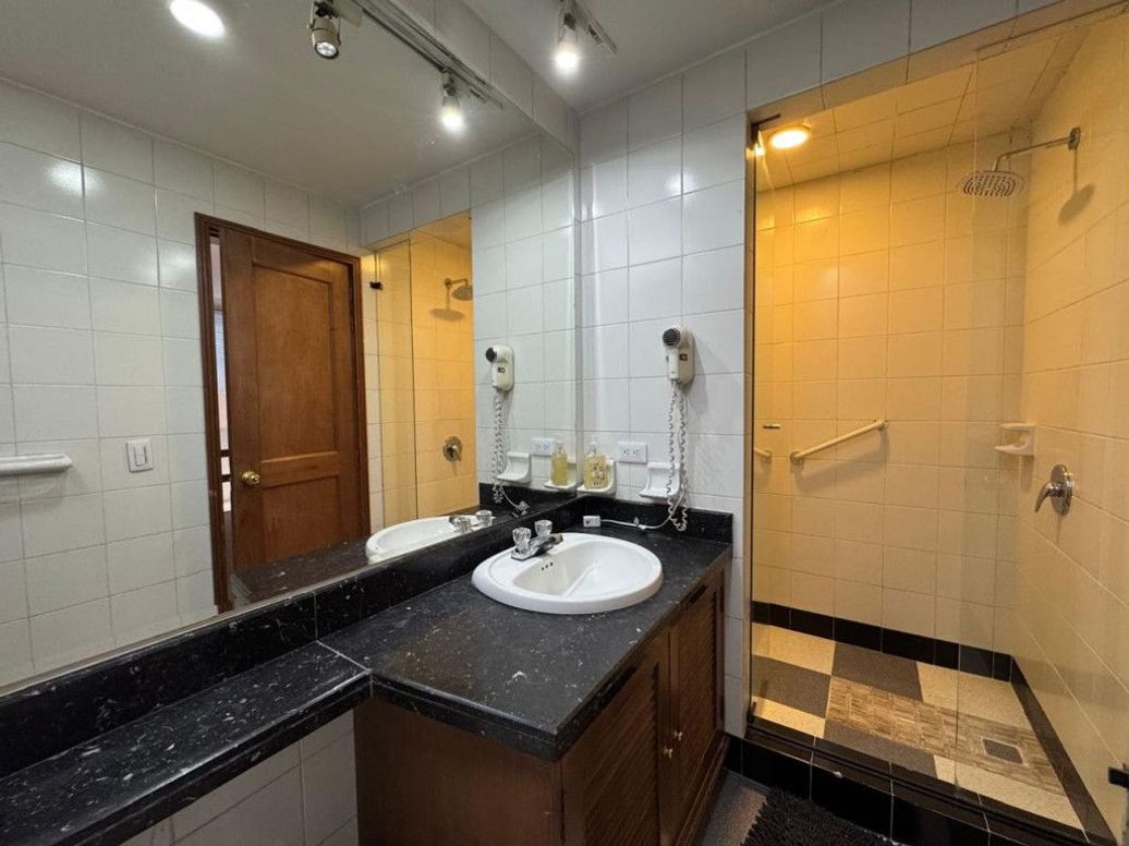 Apartamento de 1 alcoba en venta en Chico Norte Et. Ii, Bogotá, 61 m² · foto 14 de 20