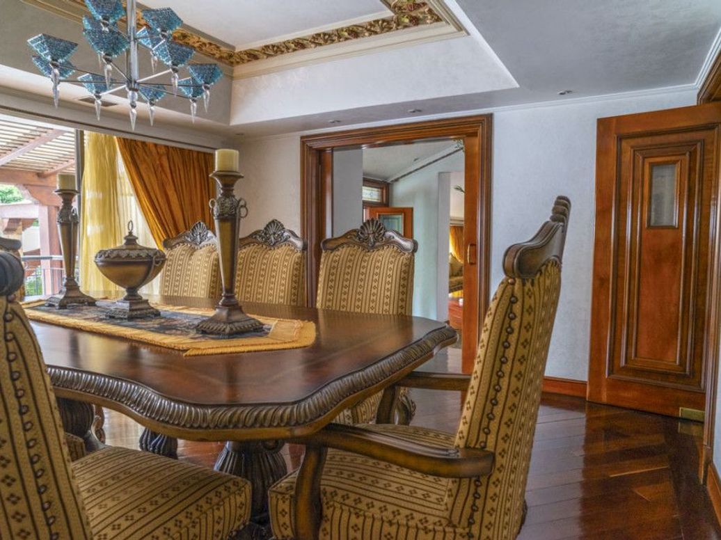 Casa de 3 alcobas en venta en El Seminario, Bogotá, 940 m² · foto 8 de 20