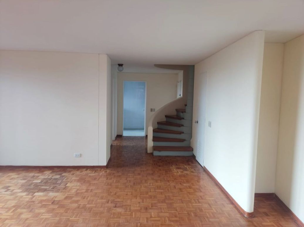 Apartamento de 3 alcobas en arriendo en Bosque Izquierdo, Bogotá, 131 m² · foto 3 de 18