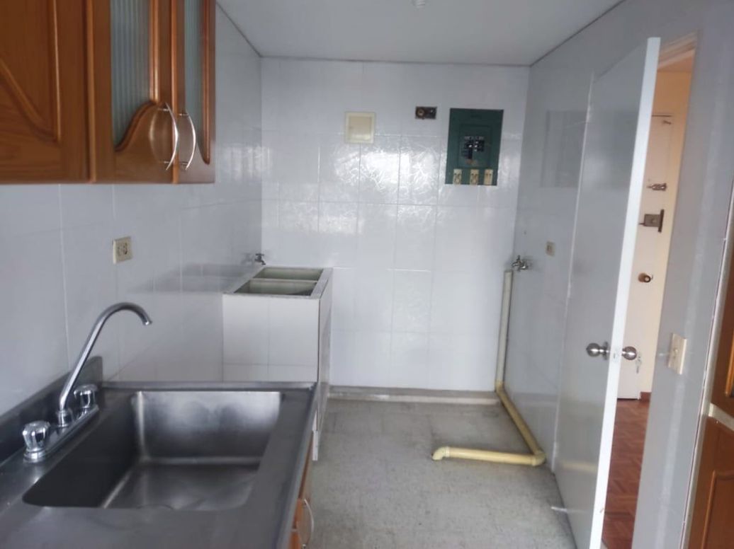 Apartamento de 3 alcobas en arriendo en Bosque Izquierdo, Bogotá, 131 m² · foto 18 de 18