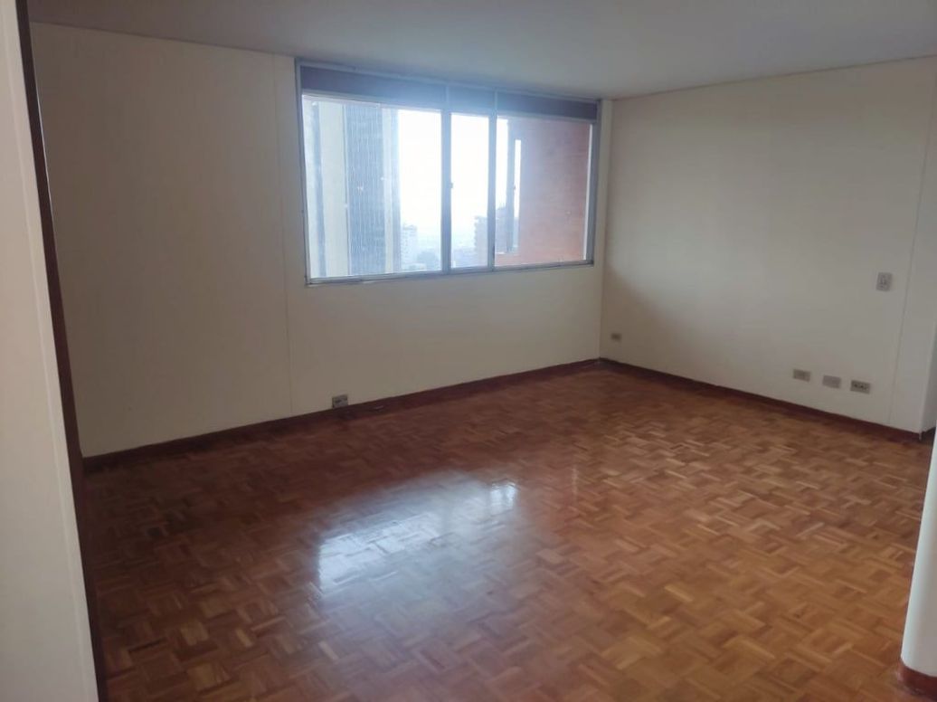 Apartamento de 3 alcobas en arriendo en Bosque Izquierdo, Bogotá, 131 m² · foto 13 de 18