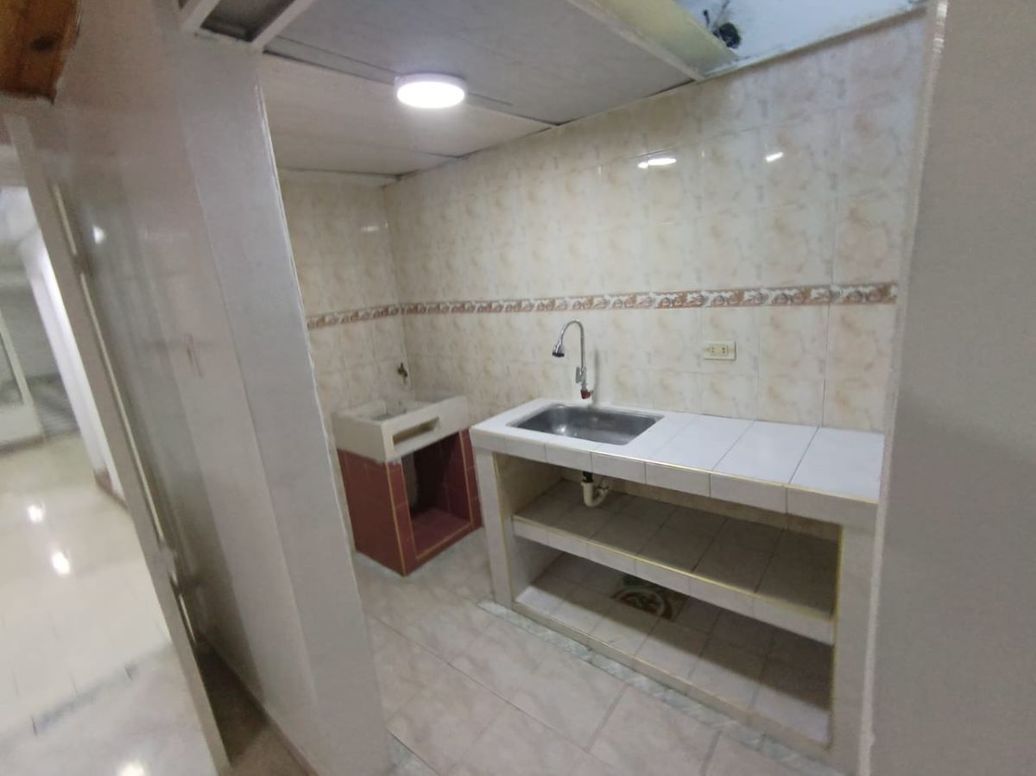 Apartamento de 4 alcobas en arriendo en Normandía, Bogotá, 70 m² · foto 15 de 16