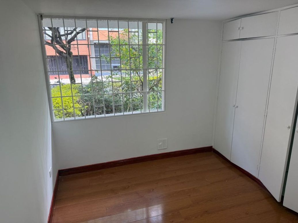 Apartamento de 2 alcobas en venta en Pardo Rubio, Bogotá, 59 m² · foto 9 de 20