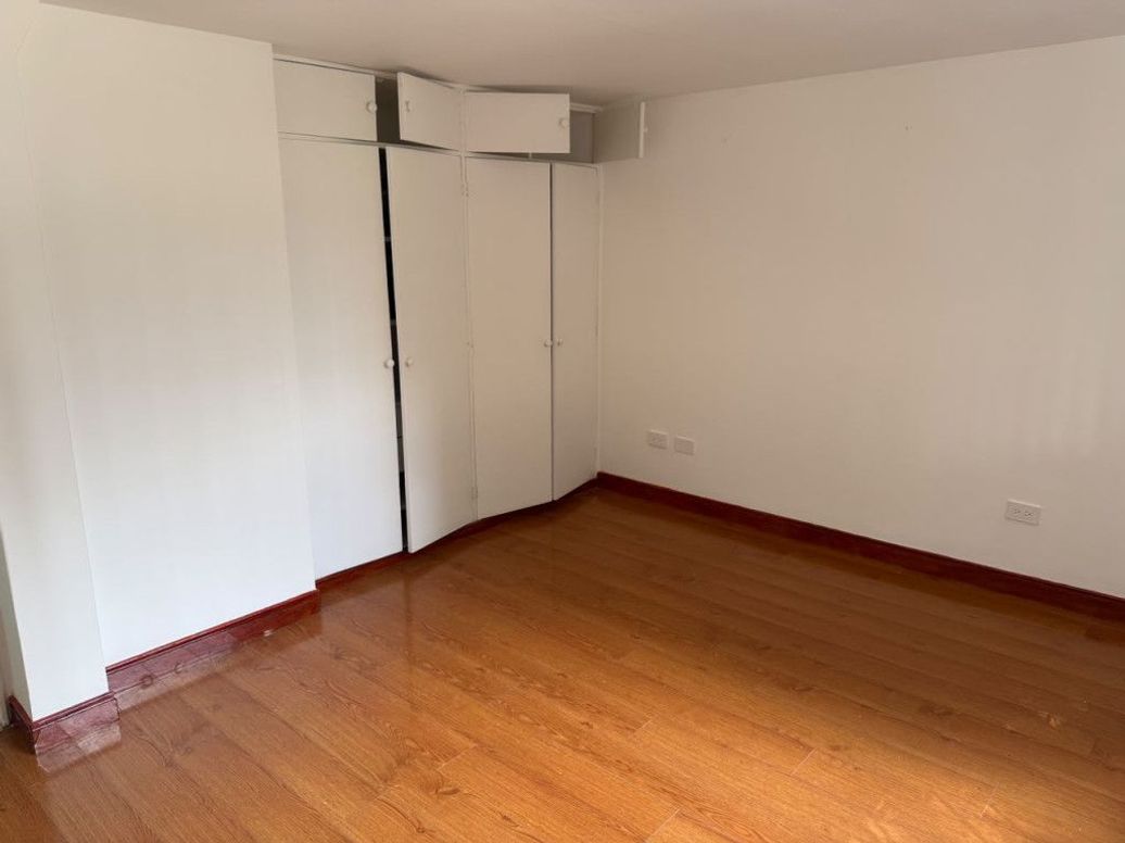 Apartamento de 2 alcobas en venta en Pardo Rubio, Bogotá, 59 m² · foto 4 de 20