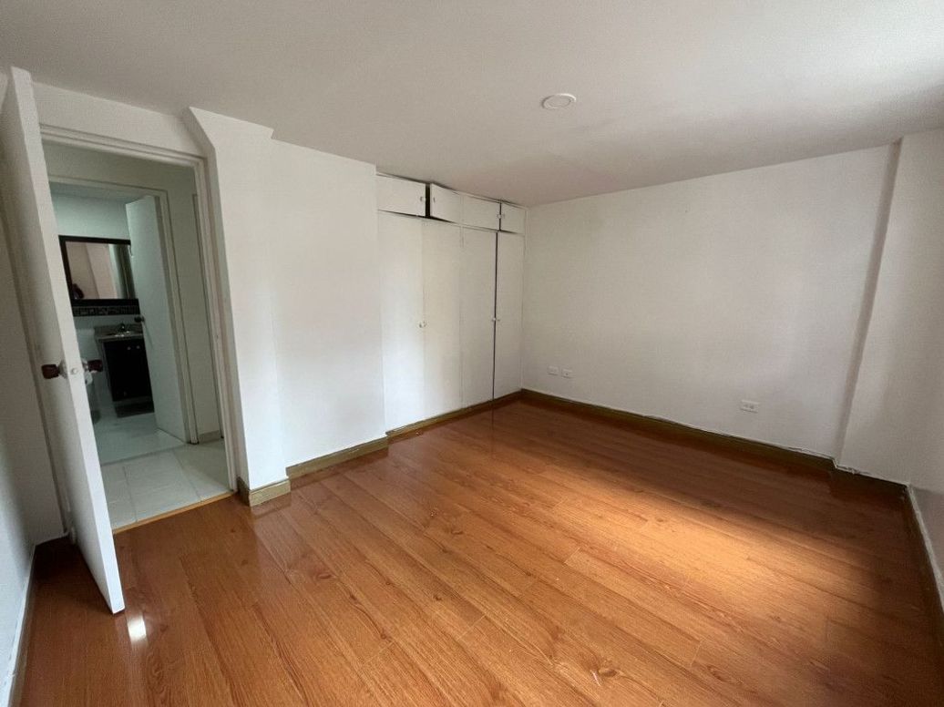 Apartamento de 2 alcobas en venta en Pardo Rubio, Bogotá, 59 m² · foto 11 de 20