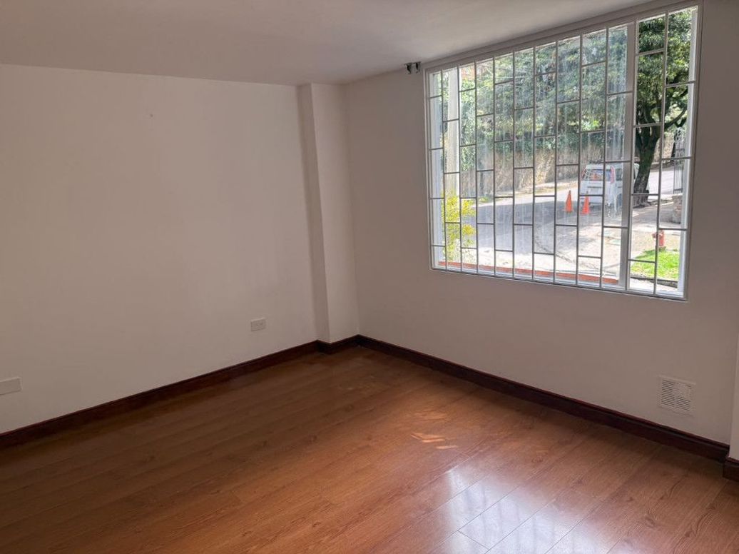 Apartamento de 2 alcobas en venta en Pardo Rubio, Bogotá, 59 m² · foto 7 de 20
