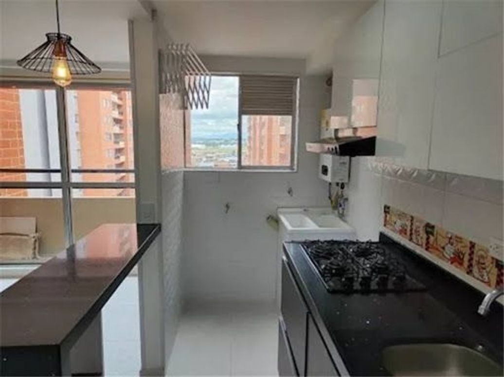 Apartamento de 3 alcobas en venta en Fontibón, Bogotá, 43 m² · foto 3 de 20
