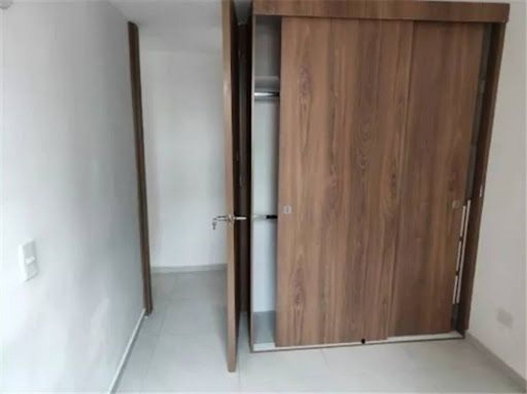 Apartamento de 3 alcobas en venta en Fontibón, Bogotá, 43 m² · foto 9 de 20