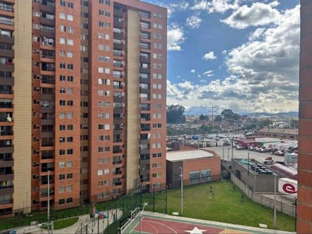 Apartamento de 3 alcobas en venta en Fontibón, Bogotá, 43 m² · foto 16 de 20