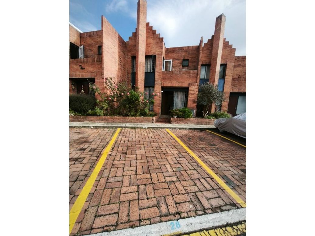 Casa de 5 alcobas en arriendo en El Redil, Bogotá, 72 m² · foto 3 de 20
