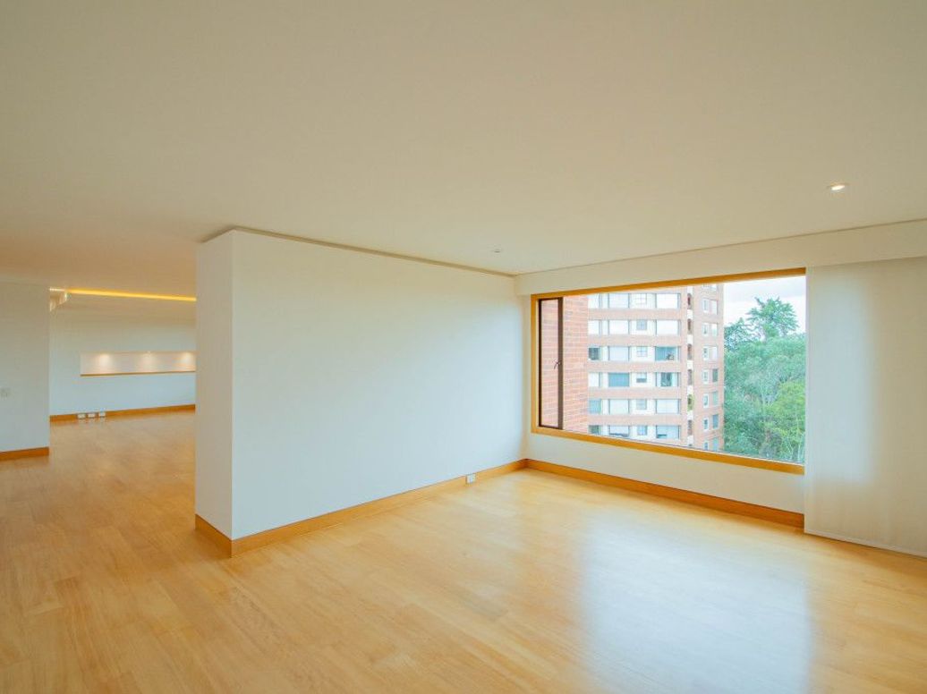 Apartamento de 3 alcobas en arriendo en Chicó Norte, Bogotá, 270 m² · foto 18 de 20