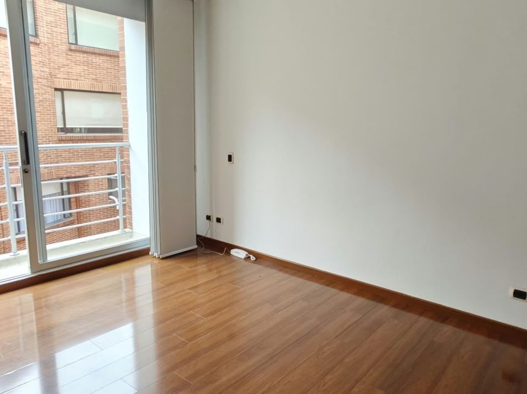 Apartamento de 1 alcoba en venta en Los Rosales, Bogotá, 60 m² · foto 8 de 20