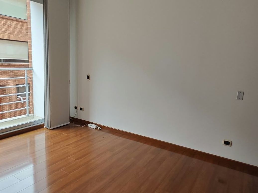 Apartamento de 1 alcoba en venta en Los Rosales, Bogotá, 60 m² · foto 18 de 20