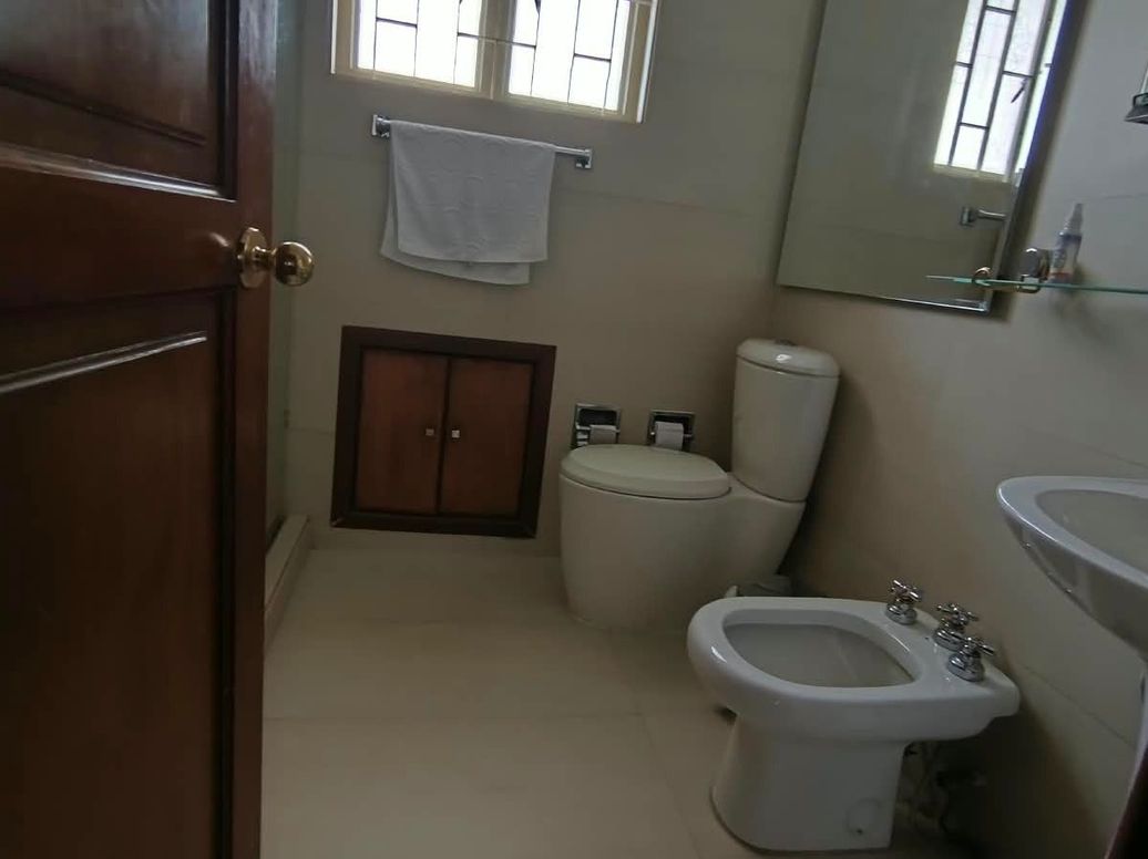 Casa de 5 alcobas en venta en Molinos Norte, Bogotá, 546 m² · foto 4 de 20