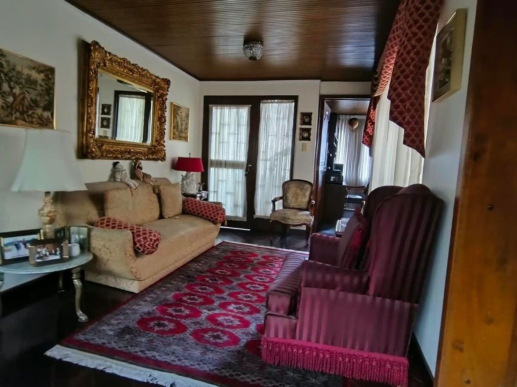 Casa de 5 alcobas en venta en Molinos Norte, Bogotá, 546 m² · foto 8 de 20