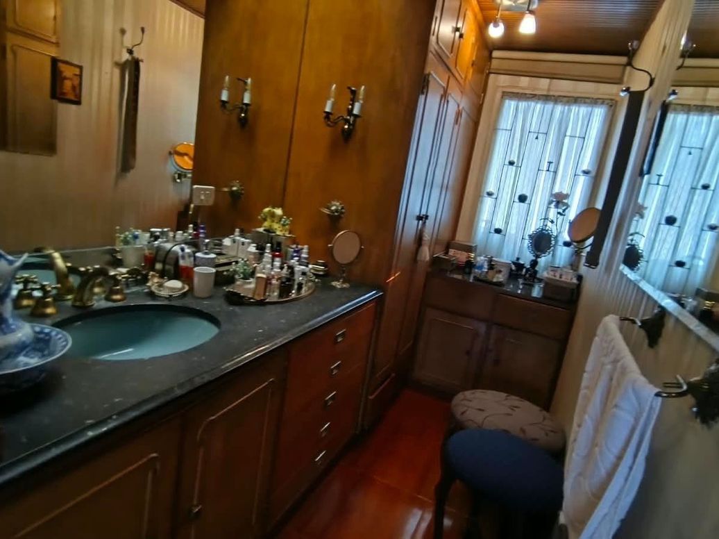 Casa de 5 alcobas en venta en Molinos Norte, Bogotá, 546 m² · foto 13 de 20