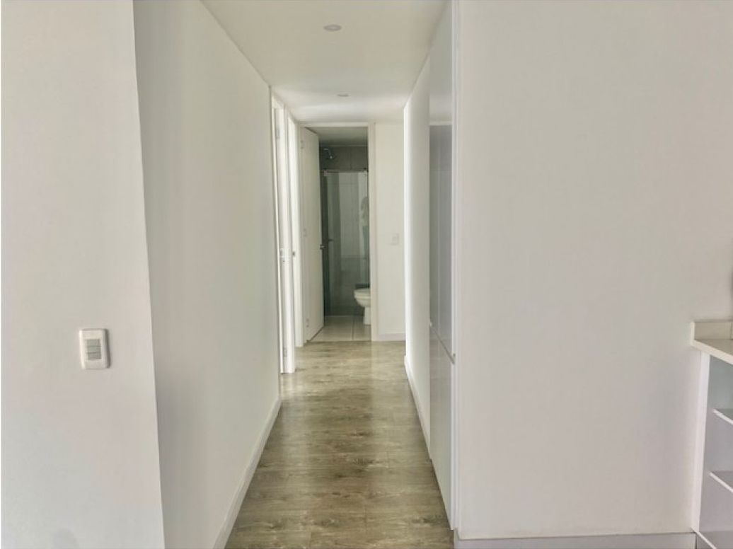 Apartamento de 3 alcobas en arriendo en Cedro Salazar, Bogotá, 79 m² · foto 8 de 16