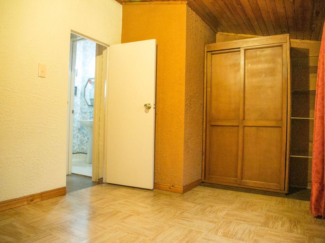 Casa de 5 alcobas en venta en Villa Alsacia 2, Bogotá, 300 m² · foto 12 de 20