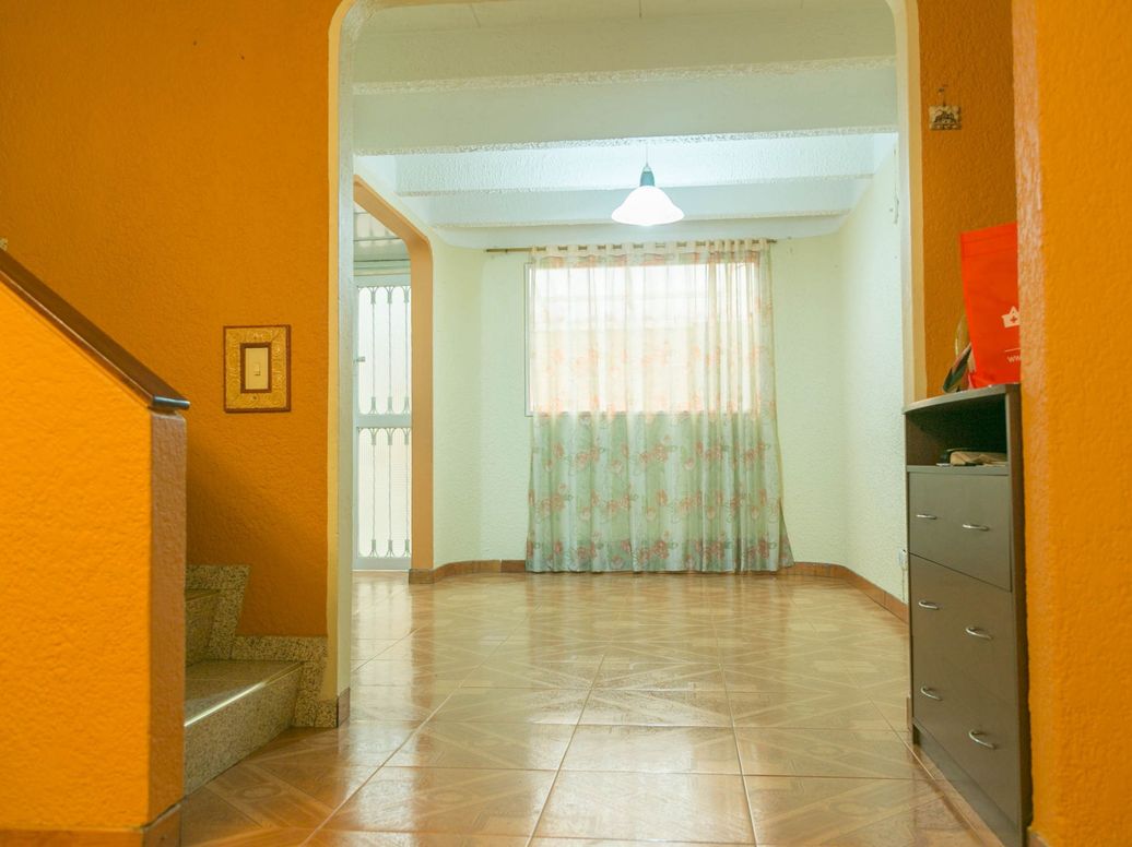 Casa de 5 alcobas en venta en Villa Alsacia 2, Bogotá, 300 m² · foto 6 de 20