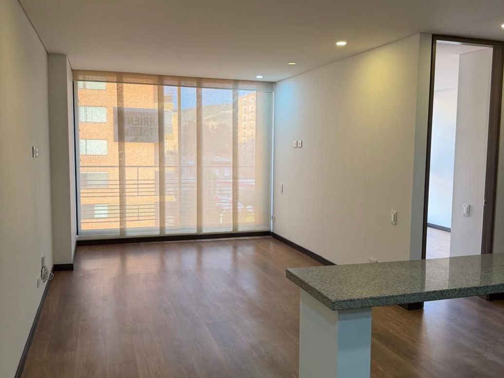 Apartamento de 2 alcobas en venta en Caobos Salazar, Bogotá, 82 m² · foto 9 de 20