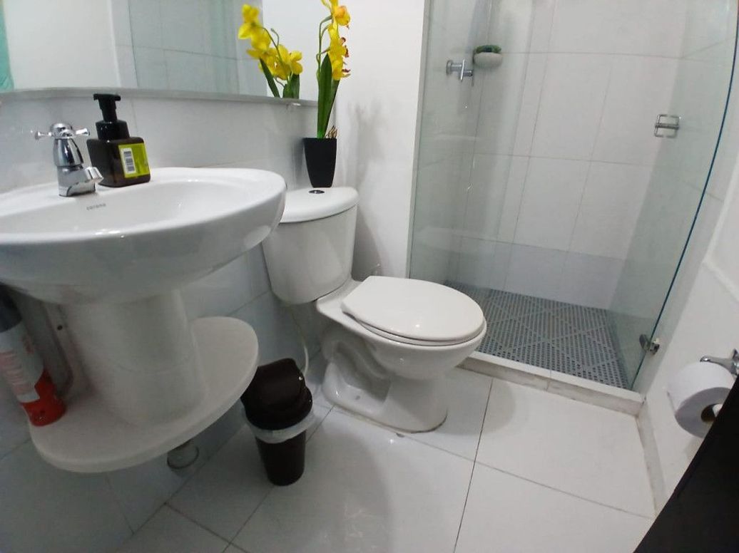 Apartamento de 3 alcobas en venta en San Francisco, Bogotá, 62 m² · foto 8 de 9