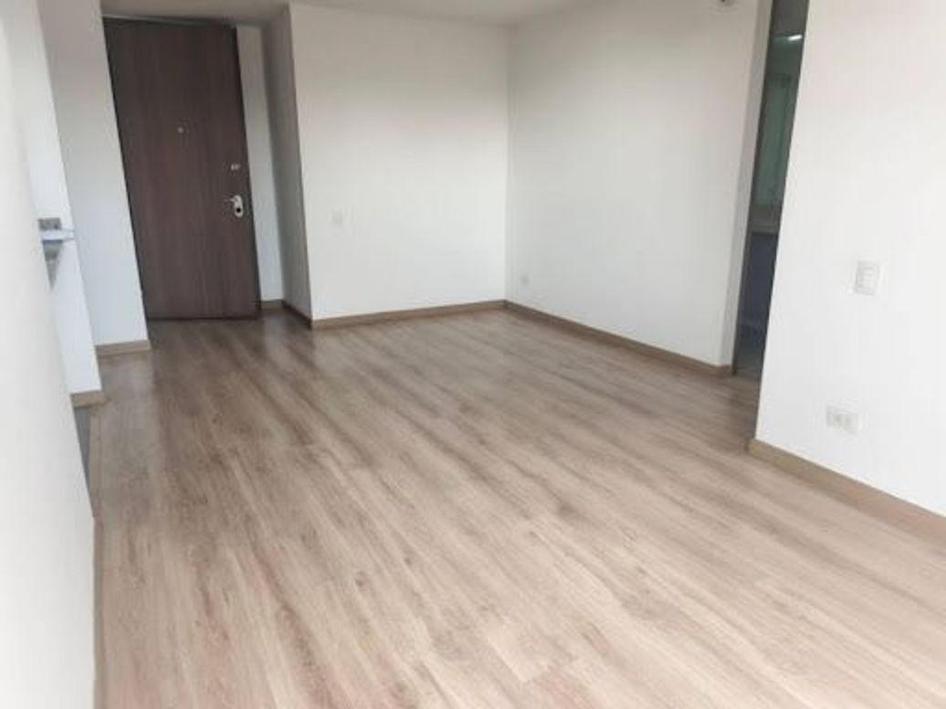 Apartamento de 3 alcobas en venta en El Tintal, Bogotá, 62 m² · foto 3 de 20