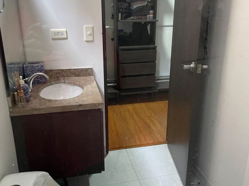 Apartamento de 3 alcobas en arriendo en Cedro Narvaez, Bogotá, 112 m² · foto 6 de 20