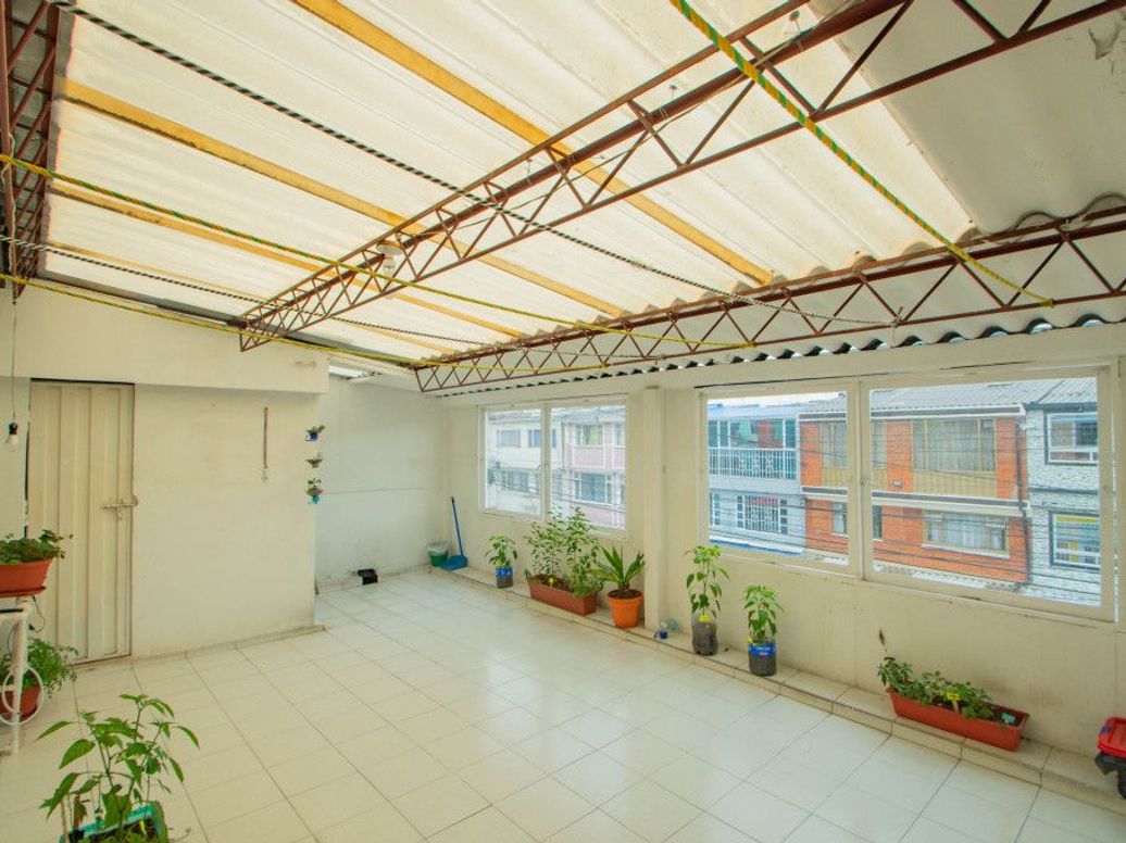 Casa de 5 alcobas en venta en Bonanza, Bogotá, 245 m² · foto 4 de 20