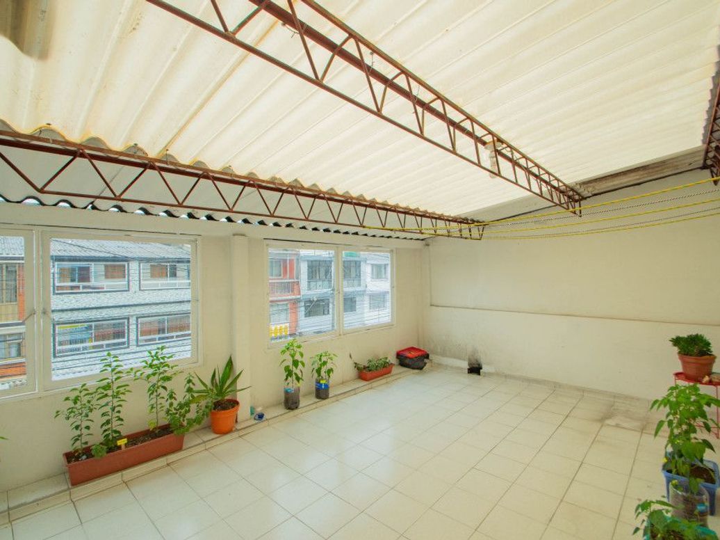 Casa de 5 alcobas en venta en Bonanza, Bogotá, 245 m² · foto 3 de 20