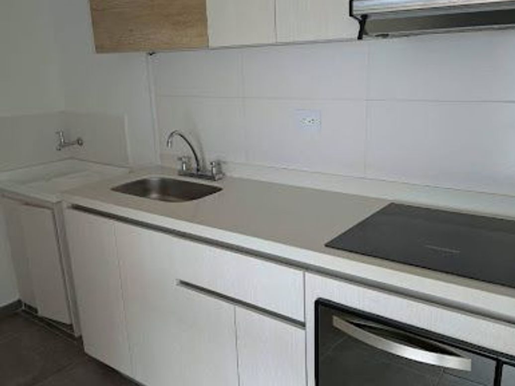 Apartamento de 1 alcoba en venta en Cedritos, Bogotá, 46 m² · foto 5 de 17