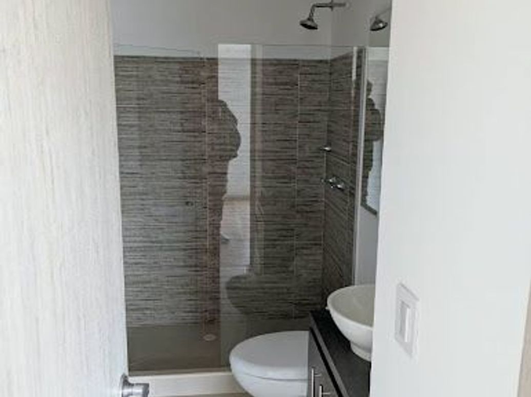 Apartamento de 1 alcoba en venta en Cedritos, Bogotá, 46 m² · foto 10 de 17