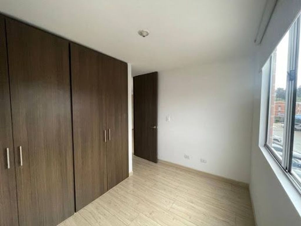 Apartamento de 2 alcobas en venta en Portales Del Norte, Bogotá, 54 m² · foto 13 de 20