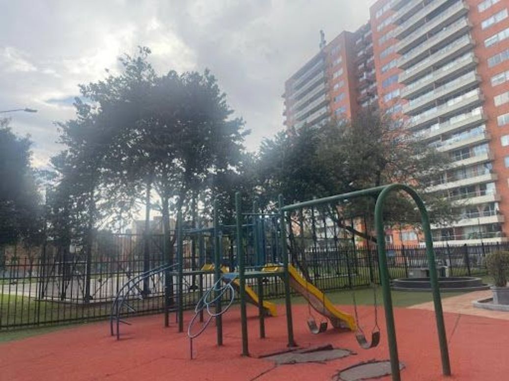 Apartamento de 2 alcobas en venta en Portales Del Norte, Bogotá, 54 m² · foto 2 de 20