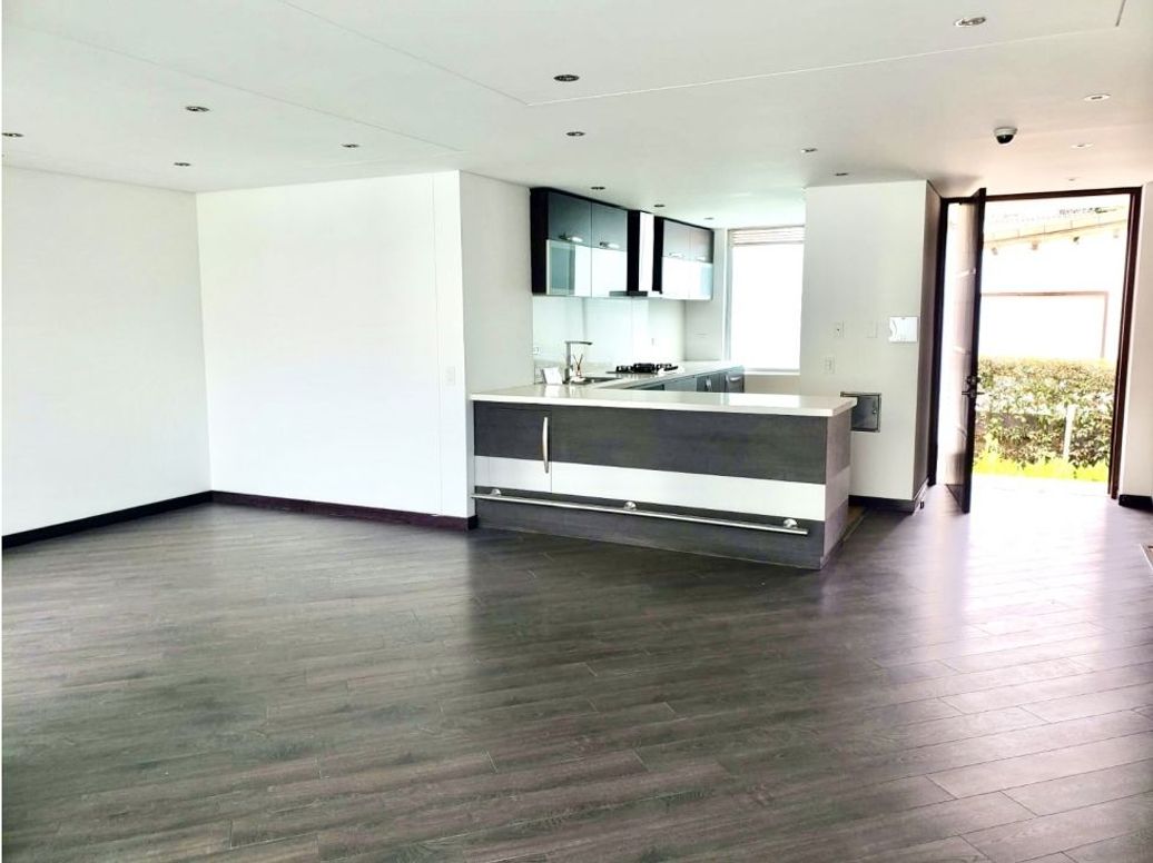 Casa de 4 alcobas en venta en Niza Suba, Bogotá, 265 m² · foto 14 de 20