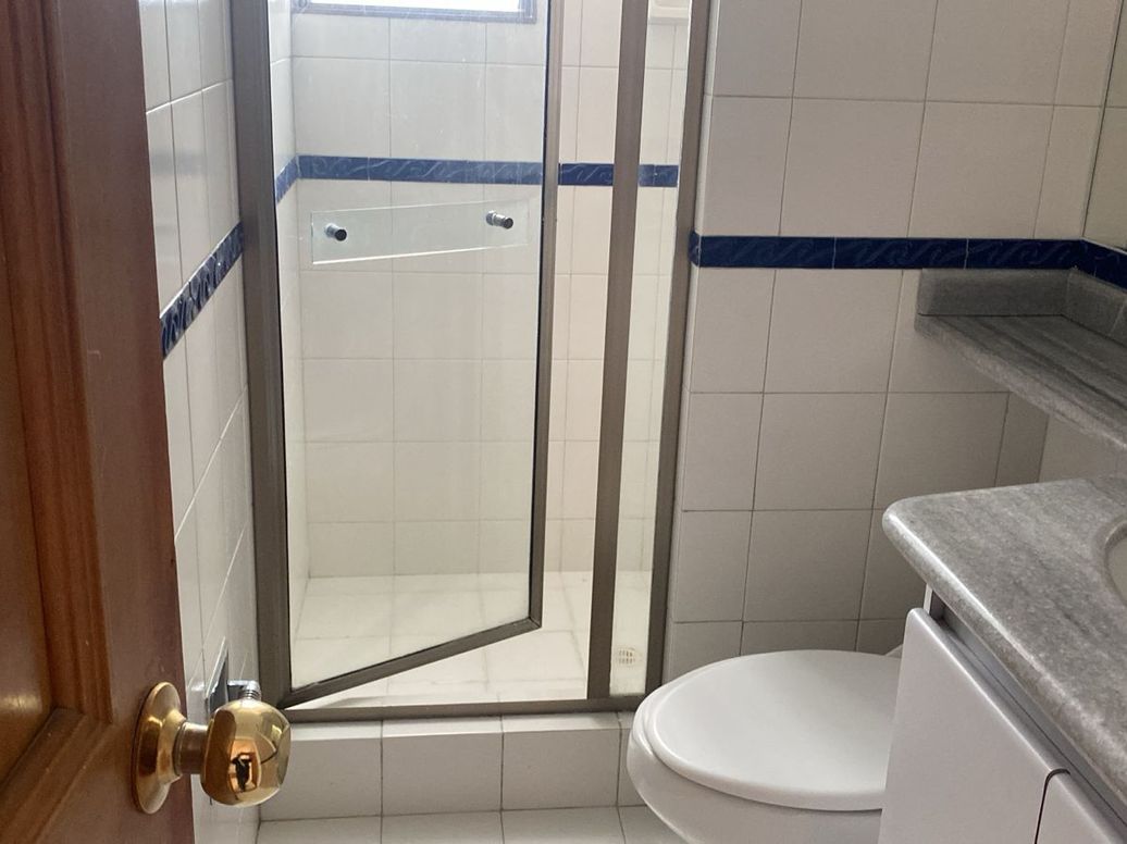 Apartaestudio en venta en Atabanza, Bogotá, 110 m² · foto 18 de 20