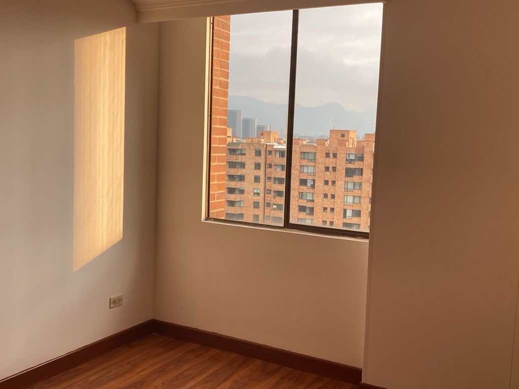Apartaestudio en venta en Atabanza, Bogotá, 110 m² · foto 6 de 20