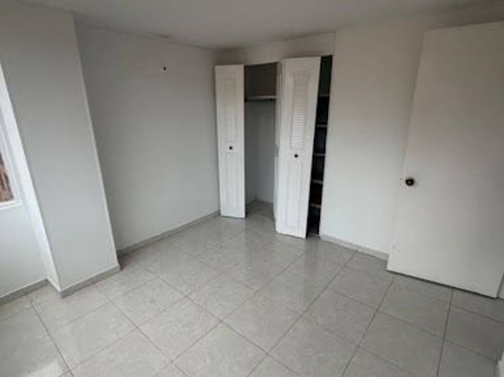 Apartamento de 3 alcobas en venta en Colina Campestre, Bogotá, 97 m² · foto 17 de 20
