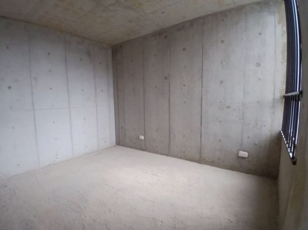 Apartamento de 2 alcobas en venta en San José De Bavaria, Bogotá, 38 m² · foto 2 de 6