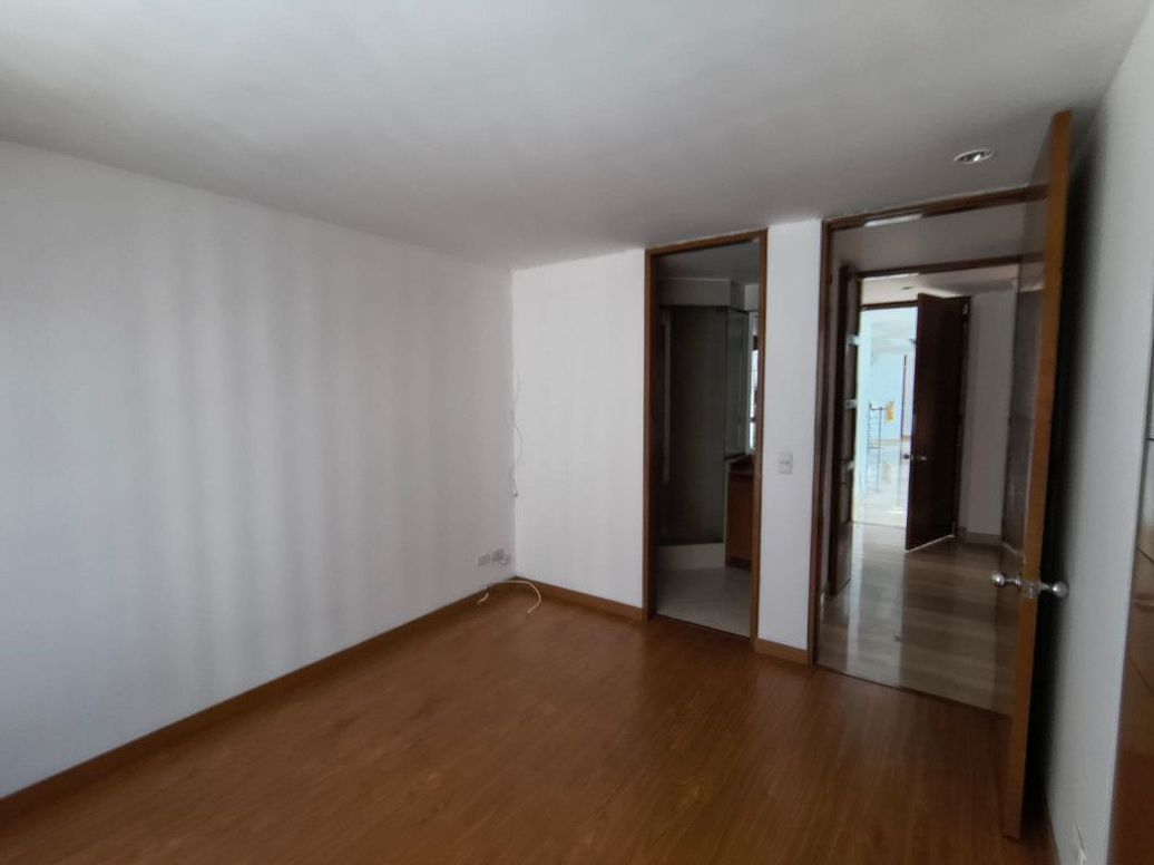 Apartamento de 2 alcobas en arriendo en San Patricio, Bogotá, 105 m² · foto 12 de 20