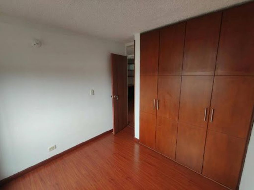 Apartamento de 3 alcobas en arriendo en Tibabuyes, Bogotá, 80 m² · foto 14 de 20