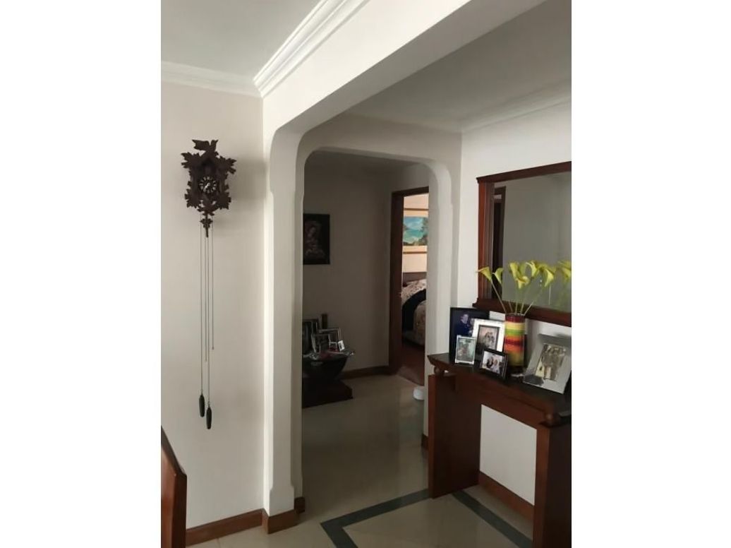 Apartamento de 2 alcobas en venta en Cedritos, Bogotá, 76 m² · foto 6 de 14