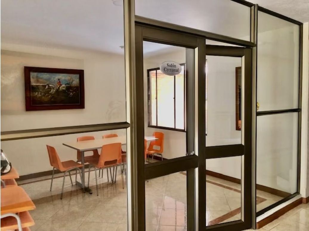 Apartamento de 2 alcobas en venta en Cedritos, Bogotá, 76 m² · foto 10 de 14