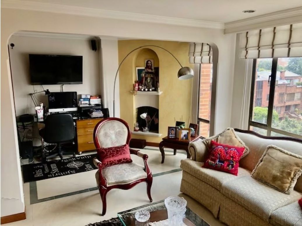 Apartamento de 2 alcobas en venta en Cedritos, Bogotá, 76 m² · foto 4 de 14