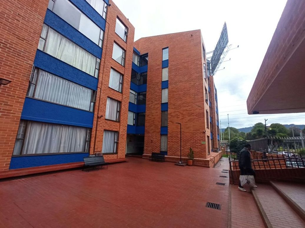 Apartamento de 2 alcobas en venta en Prado Veraniego, Bogotá, 65 m² · foto 8 de 13