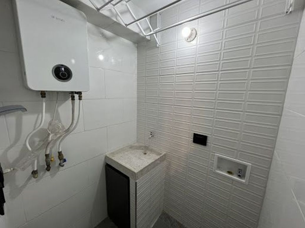 Apartamento de 2 alcobas en arriendo en Chapinero Alto, Bogotá, 68 m² · foto 6 de 18