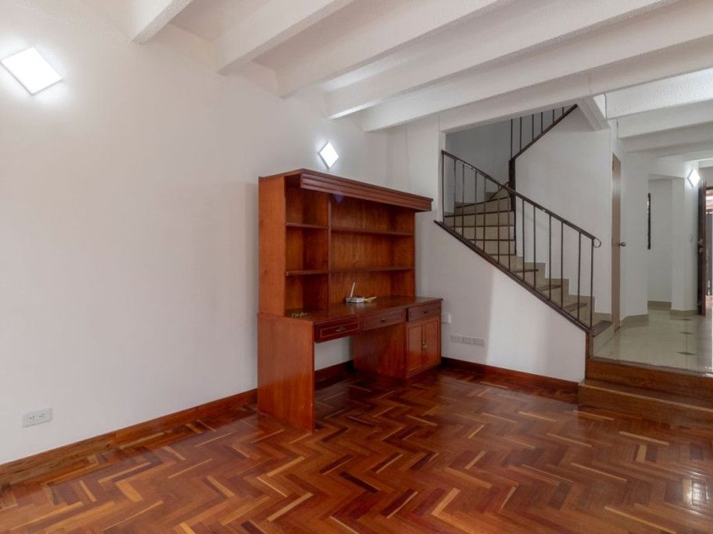 Casa de 4 alcobas en venta en Santa Ana Occidental, Bogotá, 180 m² · foto 4 de 20