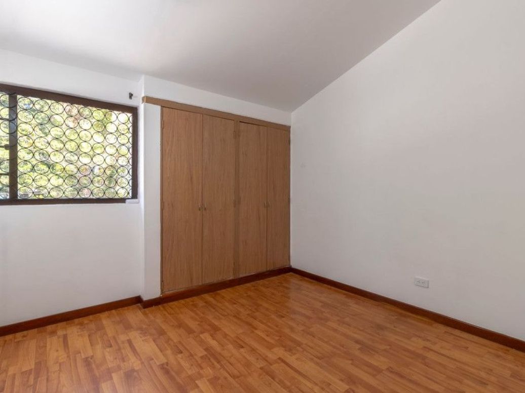 Casa de 4 alcobas en venta en Santa Ana Occidental, Bogotá, 180 m² · foto 20 de 20
