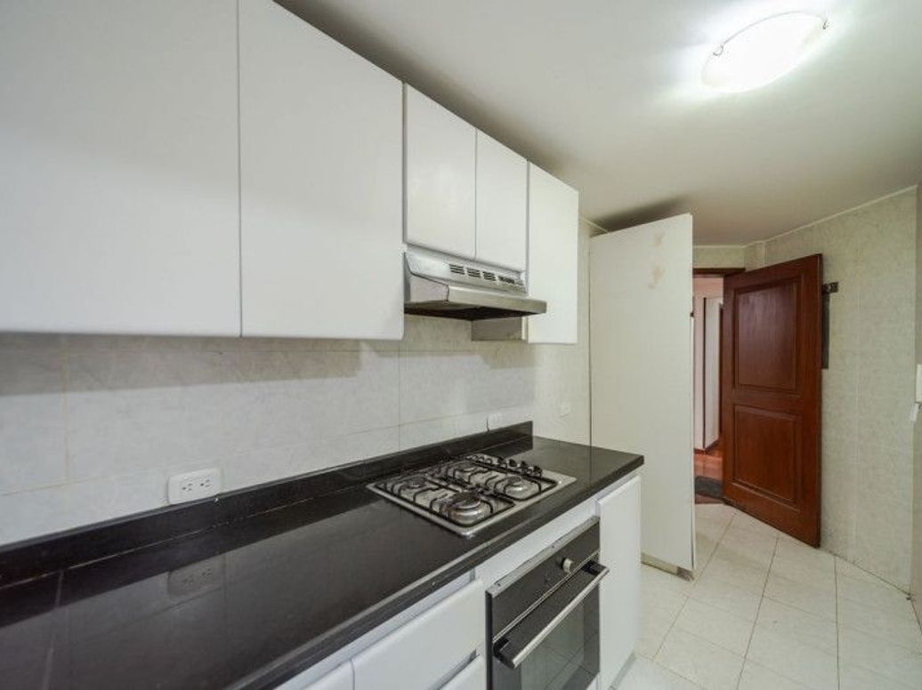 Apartamento de 2 alcobas en arriendo en Chico, Bogotá, 80 m² · foto 6 de 19