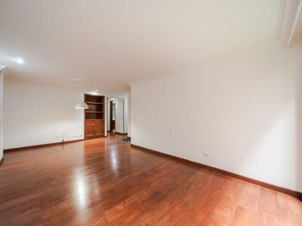 Apartamento de 2 alcobas en arriendo en Chico, Bogotá, 80 m² · foto 3 de 19